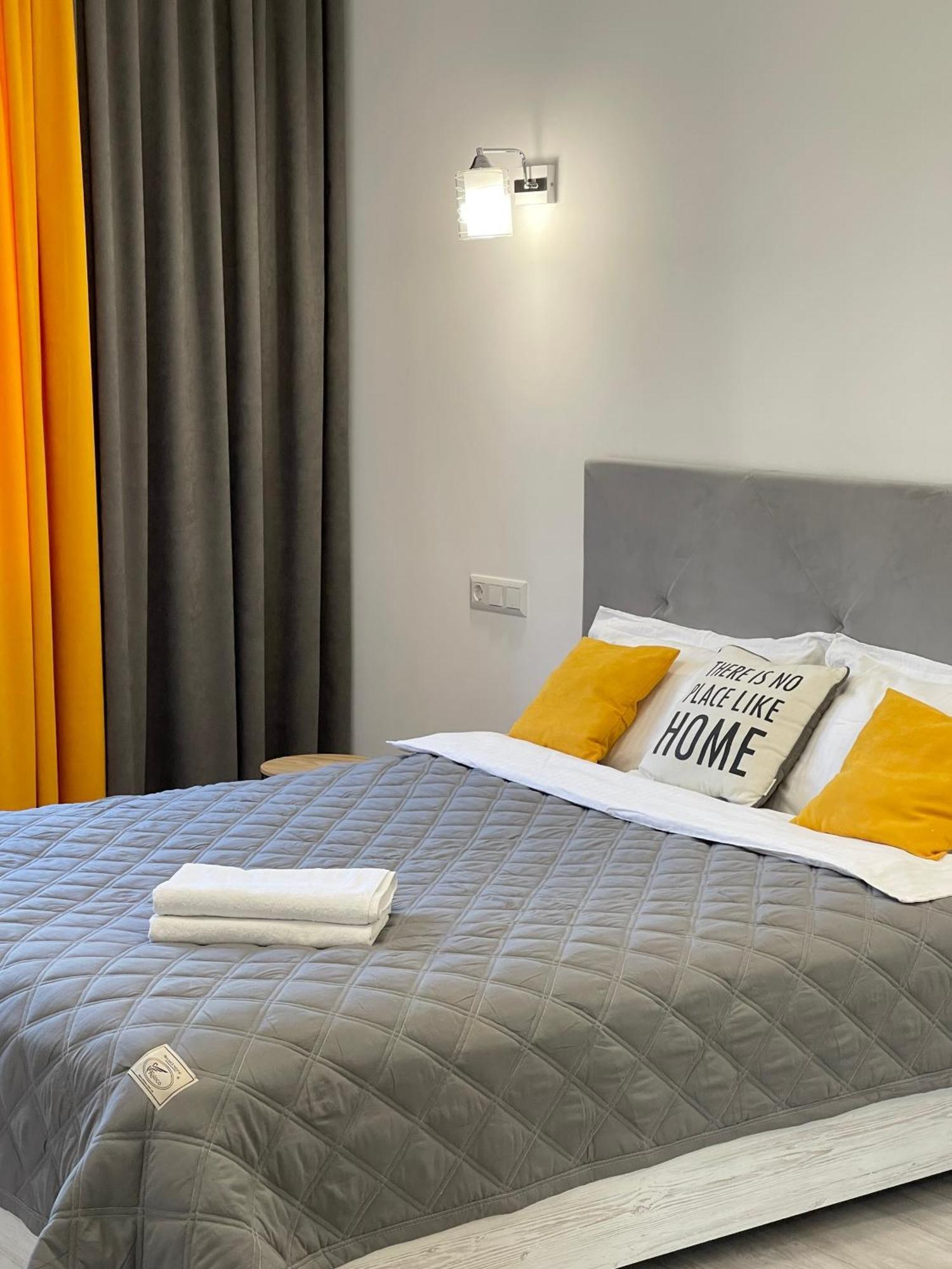 Sunny Home Apartments Апартаменти У Новобудові Поряд Медичний Центр Angelholm Дуже Чисто! Чернивци Екстериор снимка