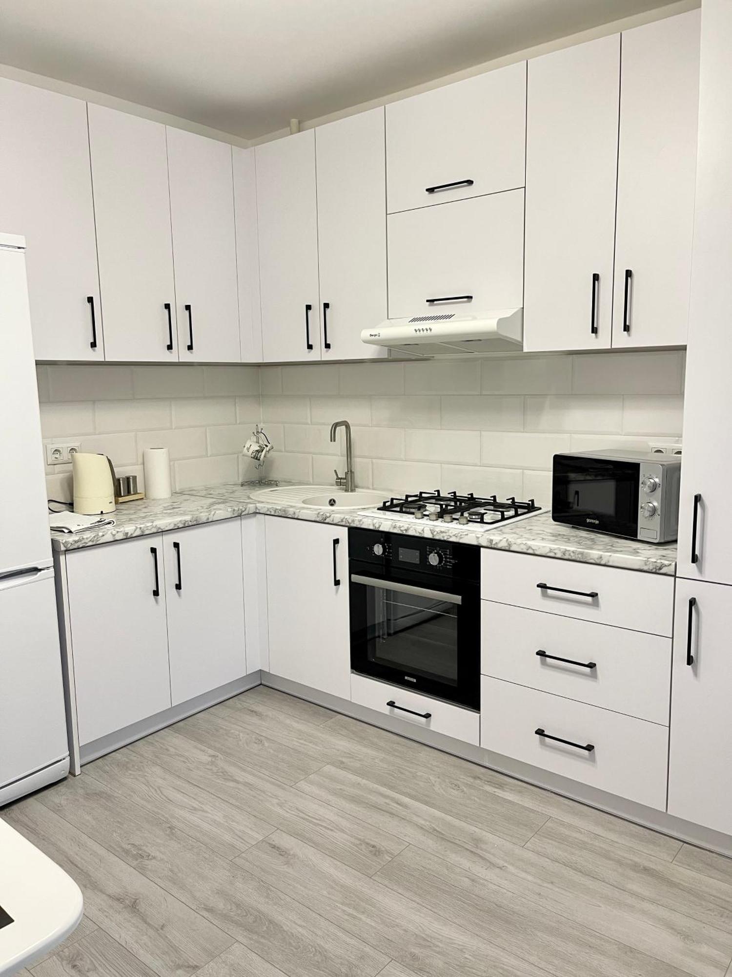 Sunny Home Apartments Апартаменти У Новобудові Поряд Медичний Центр Angelholm Дуже Чисто! Чернивци Екстериор снимка